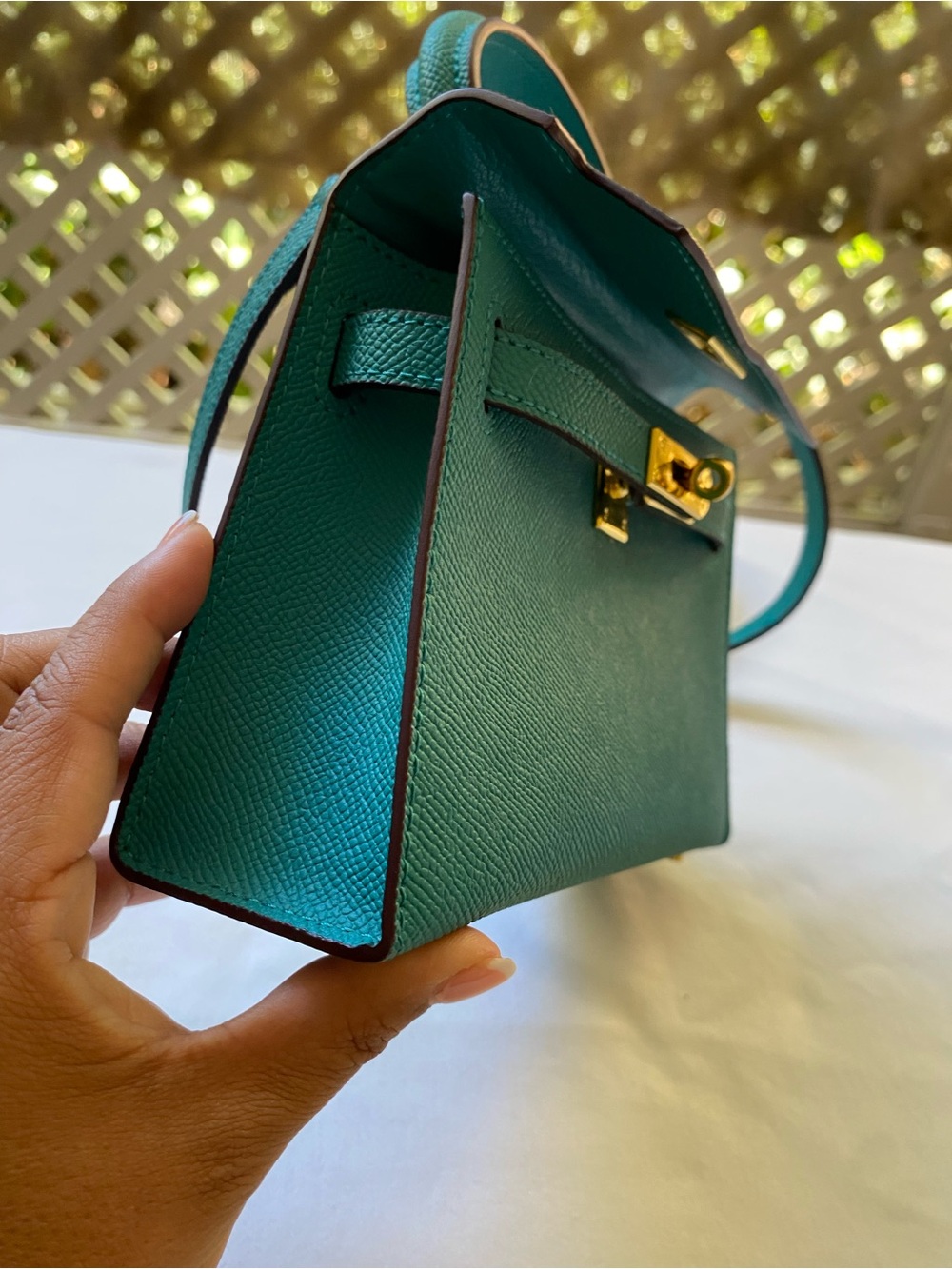 Lily & Bean Kelly-Style Top Handle Bag in Teal with Gold Hardware - Picture 4 of 7